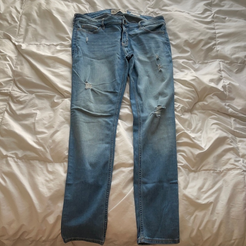 Hollister (low rise super skinny)